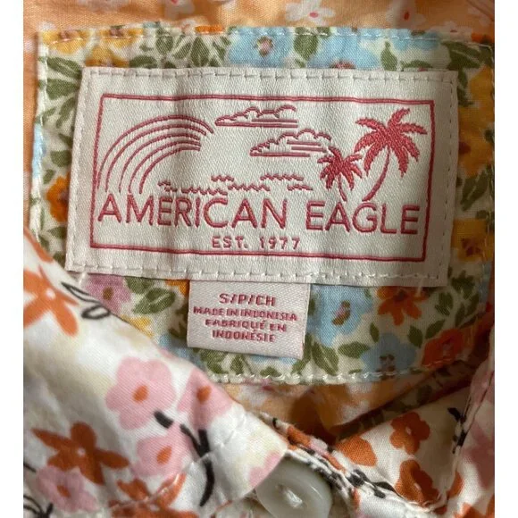 American Eagle Floral Patchwork Short Sleeve Button Down Womens Size Small - Picture 7 of 9